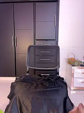 Nala_OMG's cam snapshot