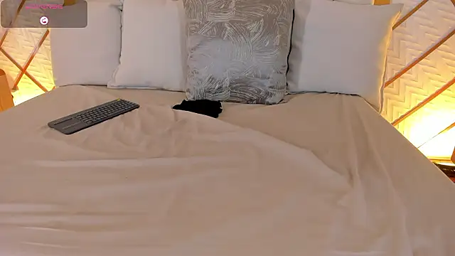 cocoamore's cam snapshot