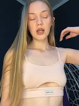 MilaMoone's cam snapshot