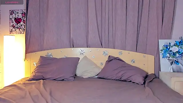 OwlLynn's cam snapshot