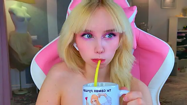 popjenny's cam snapshot