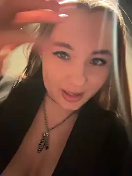 VineraSweet's cam snapshot