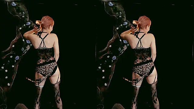 Lady-Mia777 live sex cam