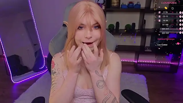 zelda_1's cam snapshot