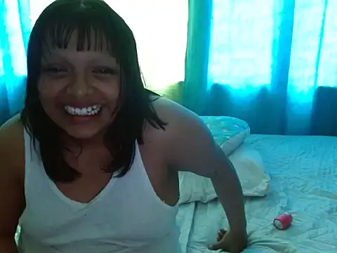 Carol_lil1's cam snapshot