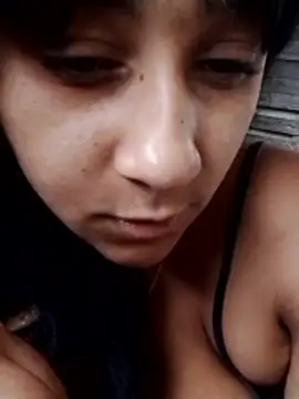 srtsara live sex cam