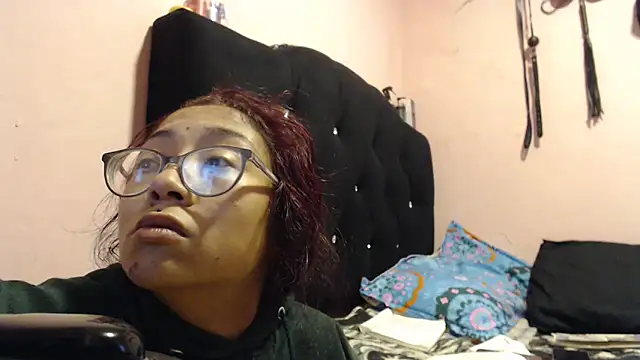 Violet_And_Smith's cam snapshot