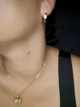 alison_villalobo's cam snapshot