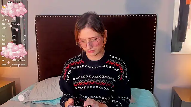 seraphine_star live sex cam