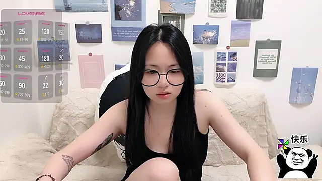 LiLiYbaby live sex cam