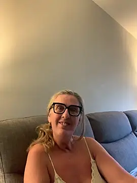 Mrsmoggy's cam snapshot