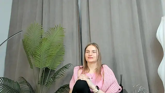 PhoebeTomerlin's cam snapshot