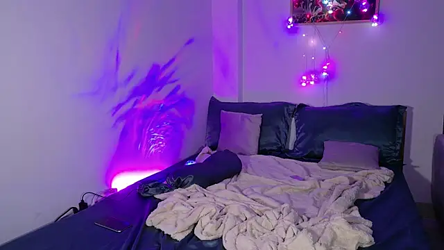 AnnJey's cam snapshot