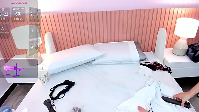 katia_expensive's cam snapshot