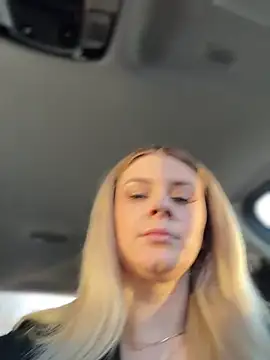 Love_Bri's cam snapshot