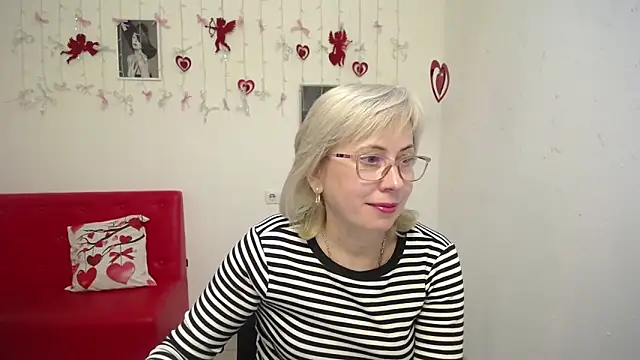 LaurenWishy's cam snapshot