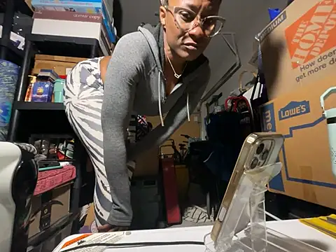 wynterheat live sex cam