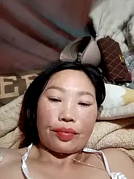 blonde_blg's cam snapshot