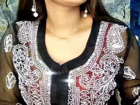 Aarvi_Arora's cam snapshot