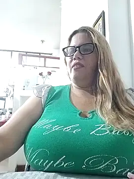 EllisW8 live sex cam