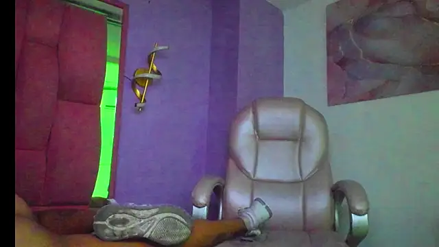 partyts live sex cam