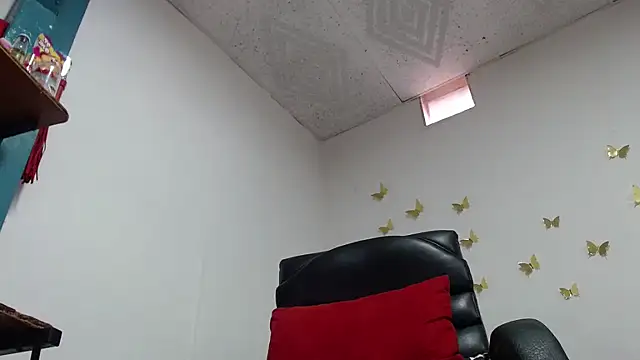 Sexy-Favgirl live sex cam