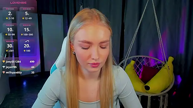 TessaGrays's cam snapshot