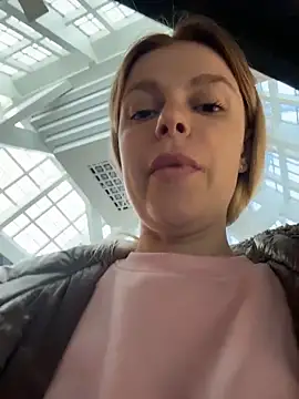 HarrietDart's cam snapshot