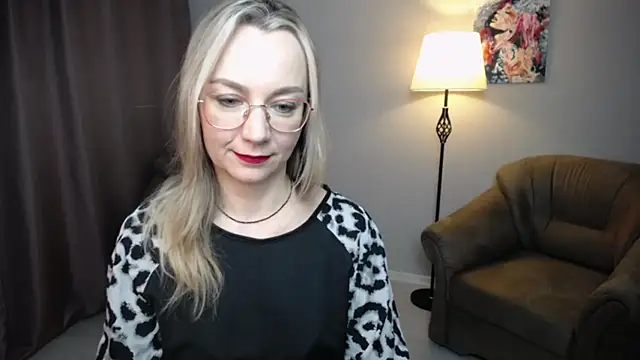 Ava_Elior's cam snapshot