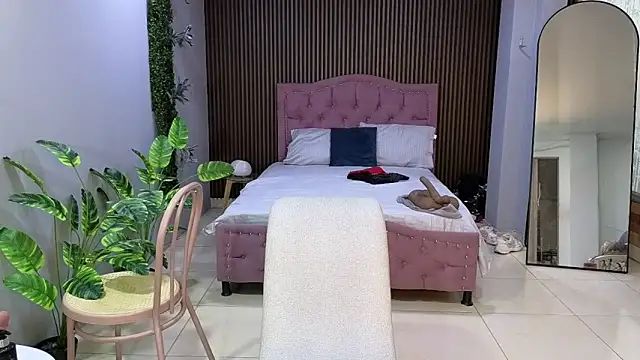 camil_milfdream's cam snapshot