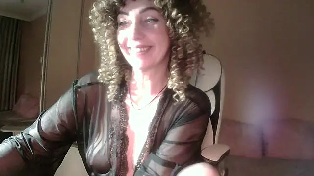 Roxolana_Drim's cam snapshot