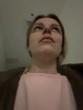 HarrietDart's cam snapshot