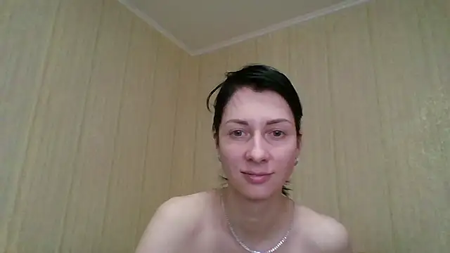 -Crystal-'s cam snapshot