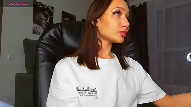 Lisa_Shultz's cam snapshot