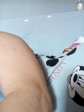 Rouzalinda_1's cam snapshot