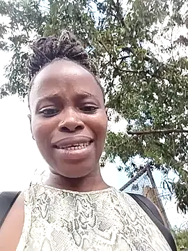 QUEENZAZA's cam snapshot