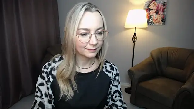 Ava_Elior's cam snapshot