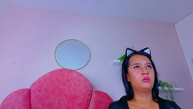 ChloeeMiller__'s cam snapshot