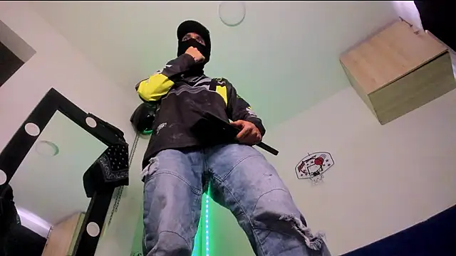 Samuel_Suarez live sex cam