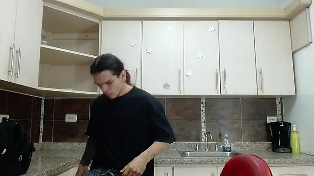 AlbertBernal69 live sex cam