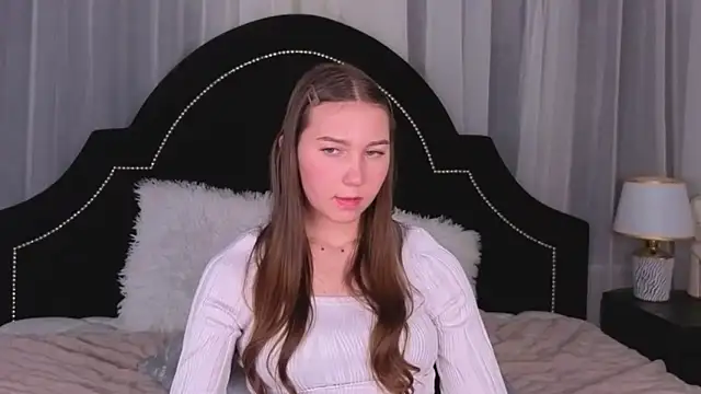 OliviaLay's cam snapshot