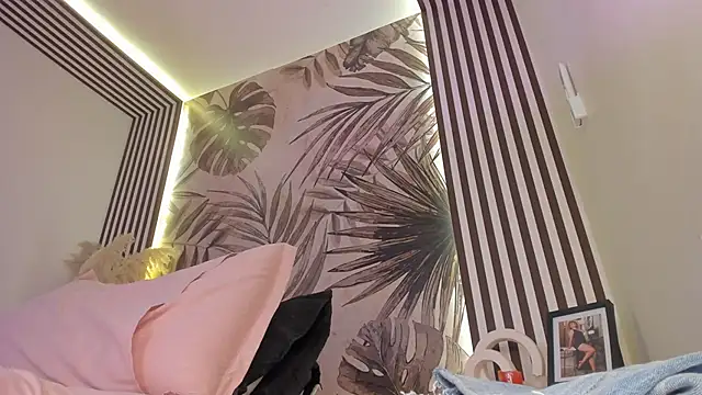 Samaantha-White's cam snapshot