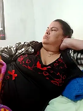 yaneth_'s cam snapshot