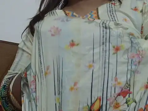 shekira99's cam snapshot