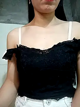 Vyvvyy69's cam snapshot