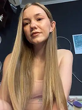 MilaMoone's cam snapshot