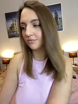 AliceDesmee's cam snapshot