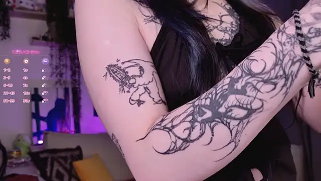 Lollyshy live sex cam