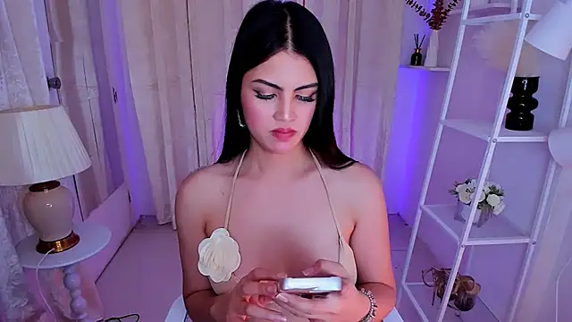 MS_HAILEY's cam snapshot