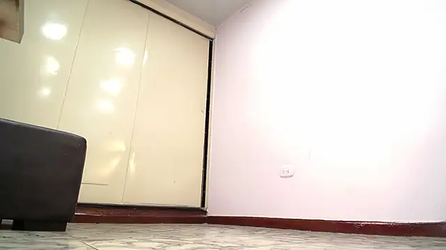 S_Mia's cam snapshot